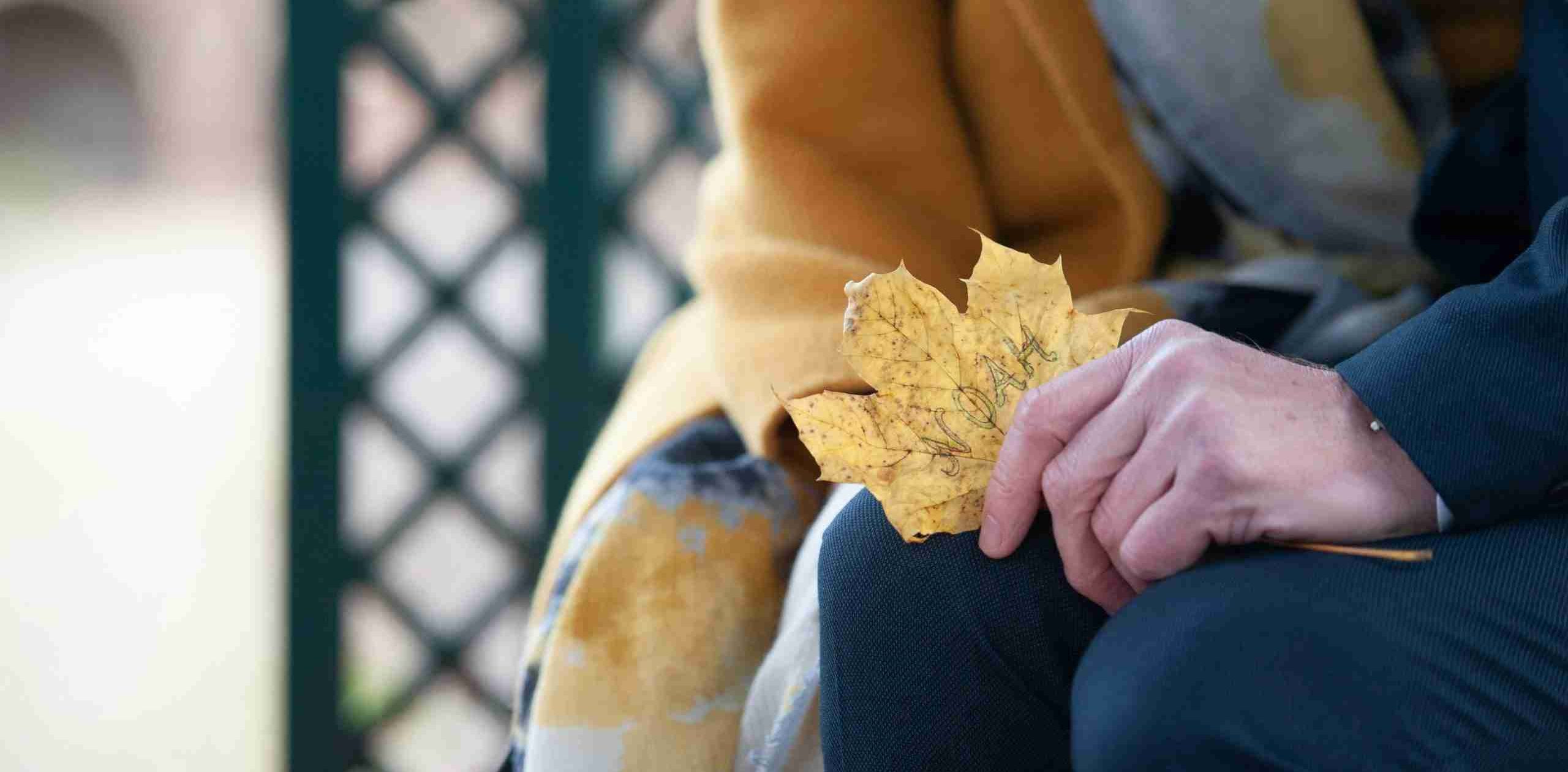 Affordable Funerals - couple saying goodbye in a simple way