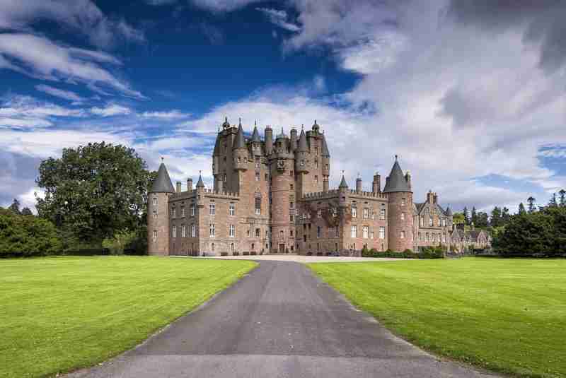 Direct Cremation in Angus - image of Glamis castle for location