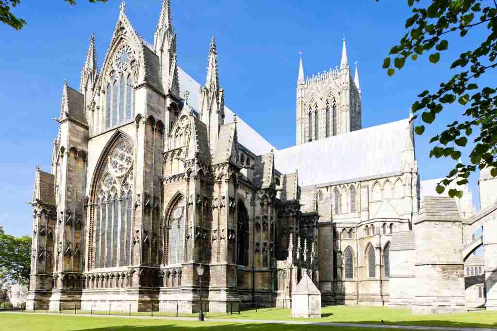 direct cremation in lincolnshire - Lincoln Cathedral on a clear, blue day